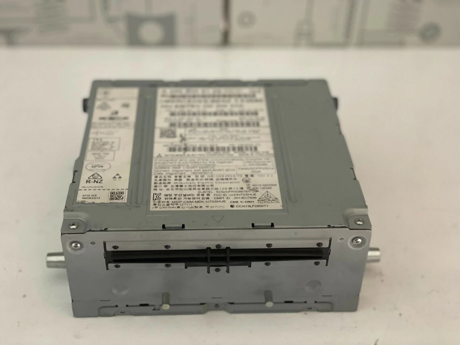 Mercedes-Benz Navigation W205 W213 COMAND HU ENTRY REPAIR SERVICE